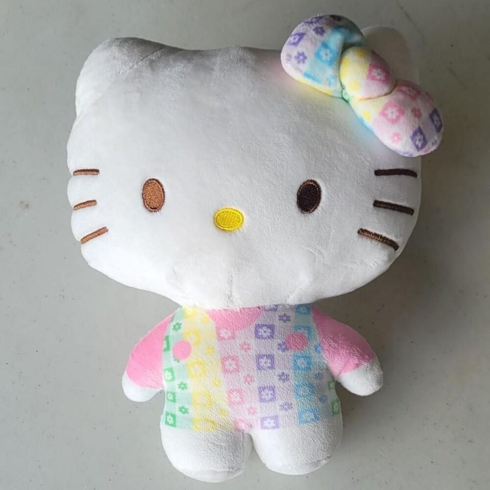 Hello Kitty plush